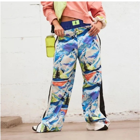 NWOT Printed End Zone Pants by FP Movement - Picture 1 of 17